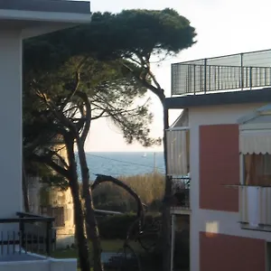 Manuela Appartamento Marinella di Sarzana